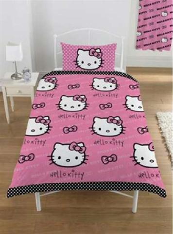 HELLO KITTY: COPRIPIUMINO + Federa. Completo Letto Faccine