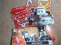 Disney Store CARS: MATER EDDIE & ROCKY Heavy Metal. Serie Toons